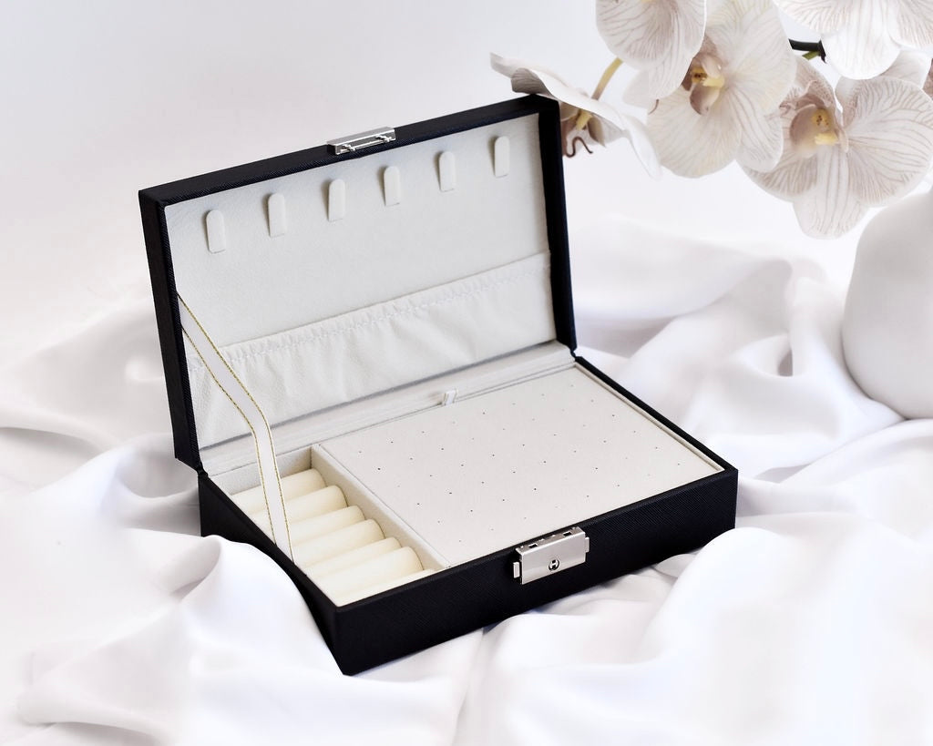Personalized Nude Jewelry Box – K.H.L DESIGNS&CO